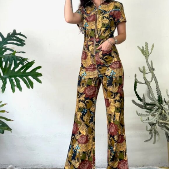 Classic Rock Couture "Wild Child" Corduroy Jumpsuit in Cheetah Floral, XL - Picture 1 of 6